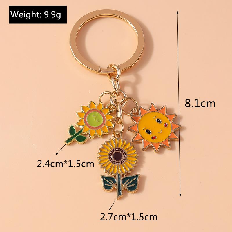 Pretty Enamel Sunflower Keychain Cartoon Sun Key Ring Pendants for Key Holder Women Girls Handbag Accessories DIY Jewelry Gift