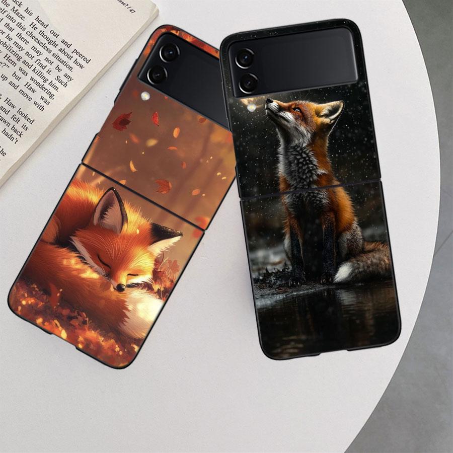 Red Fox Vulpes Phone Case For Samsung Z Flip 7 6 5G Galaxy Z Flip 5 4 3 Black Hard Cell Cover Luxury PC Shell Coque