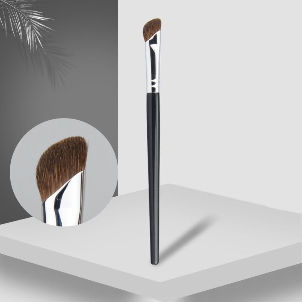 Concealer Brush Cosmetic Face Bronzer Angled Contour Brush Nose Shadow Brush Sickle Makeup Brushes