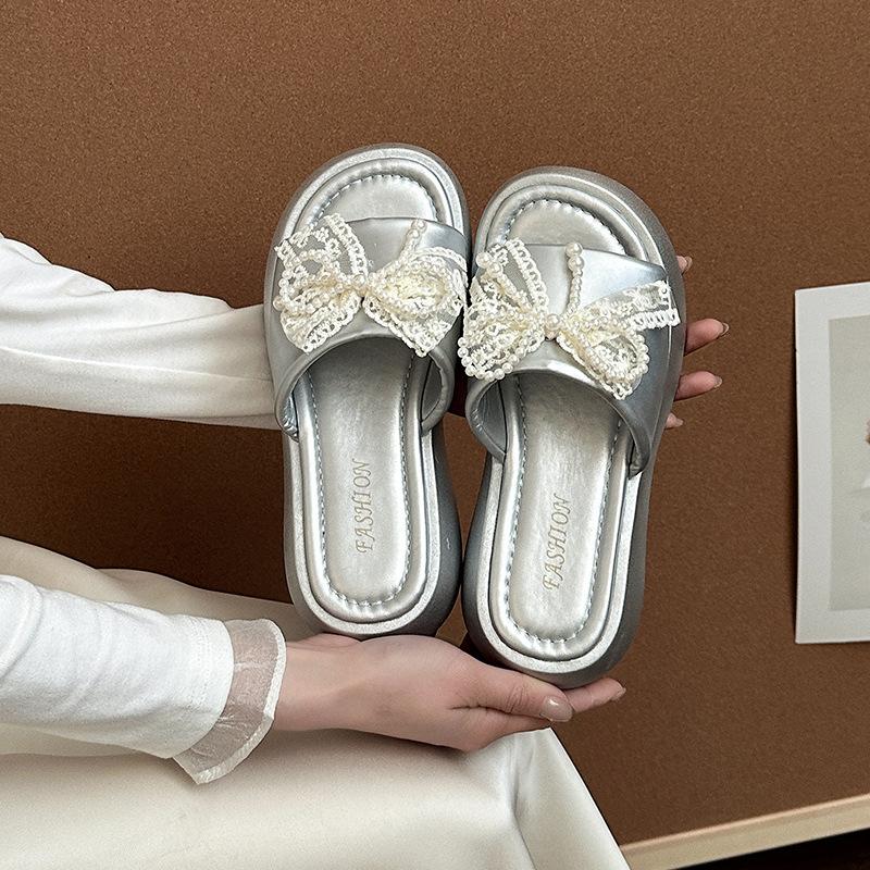 

Шлепанцы на толстой подошве для новых летних моделей для женщин, не устают от ходьбы по дерьму, сандалии на перемычке, банты, продвинутые походные шлепанцы для женщин 40 серебряный