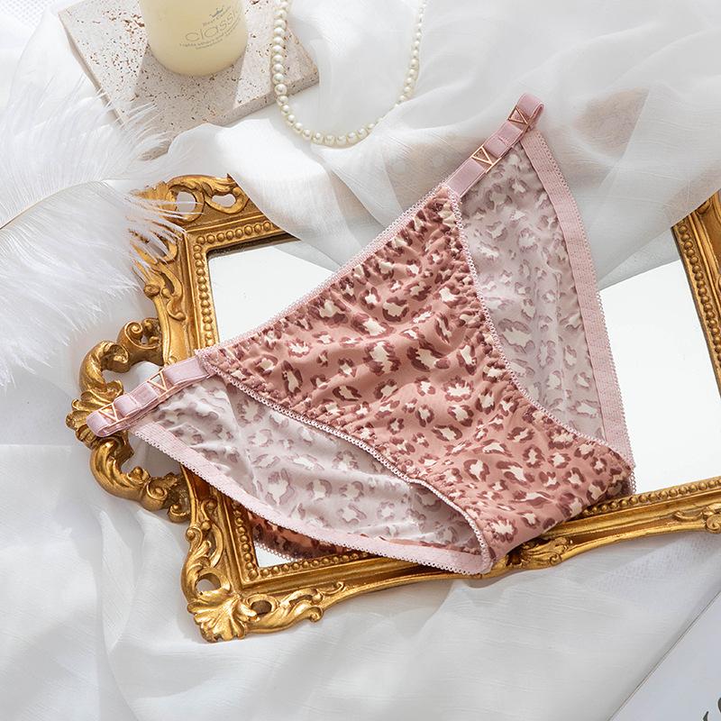 Ice Silk Seamless Low Waist Slim Thin Strap Panties V-shaped Leopard Print Women's Panties