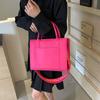 Wide Shoulder Strap Bag Women's 2025 New Spring and Summer Versatile Trend Commuter Tote Bag European and American Fashion Portable Messenger Bag