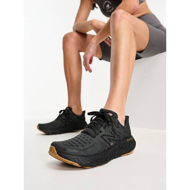

Черные беговые кроссовки New Balance 1080