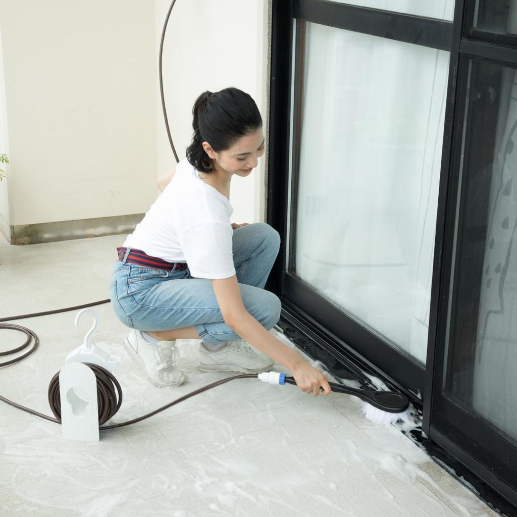 Takagi R110BR Compact Hose 10m Lightweight Reel, (BR), Brown, Stylish,