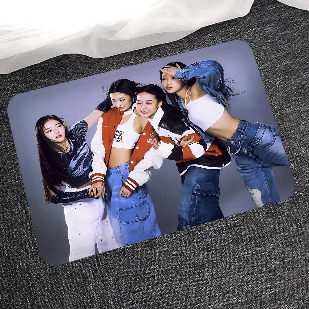 Kpop VVUP Door Mat Nordic Style Bedroom Living Room Doormat Home Balcony Anti-Slip Alfombra