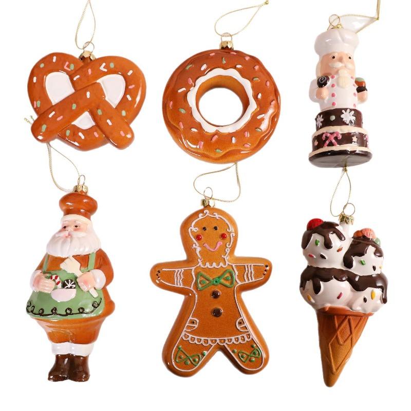Christmas hot-selling donut decoration pendant Christmas holiday atmosphere decoration small pendant alkaline water bread decoration props