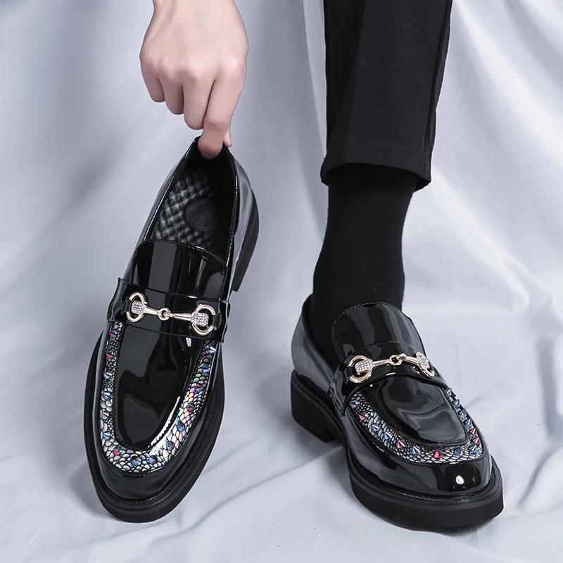 Mocassini alla moda Uomo PU Intrecciato Decorazione Fibbia Testa di Cavallo Confortevoli Uomo Scarpe Casual Eleganti da Business Grandi 38-46