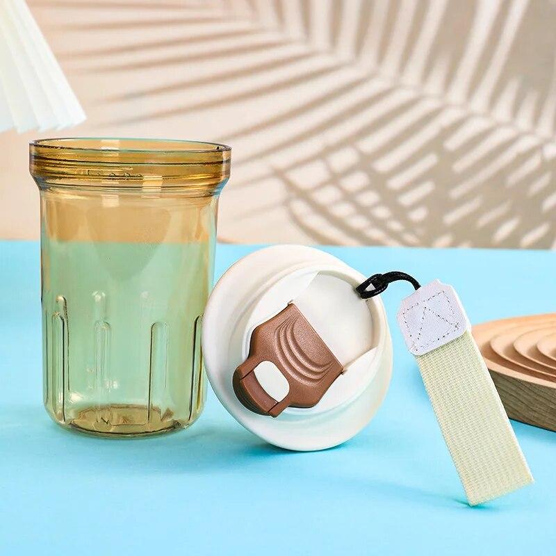 500ml šálek na kávu Plastová mini láhev na vodu Venkovní přenosný pohárek na pití do auta Průhledná nepropustná láhev na pití
