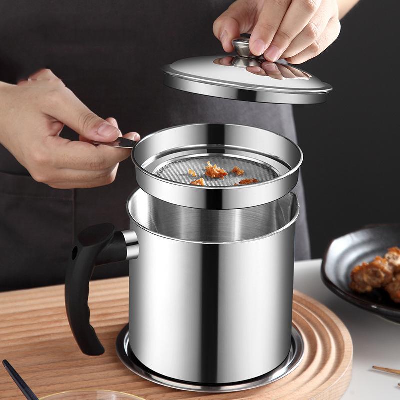 1.4L Bacon Grease Container with Fine Mesh Strainer Stainless Steel Oil Container Can Oil Filter Pot Kitchen Oil Storage Can