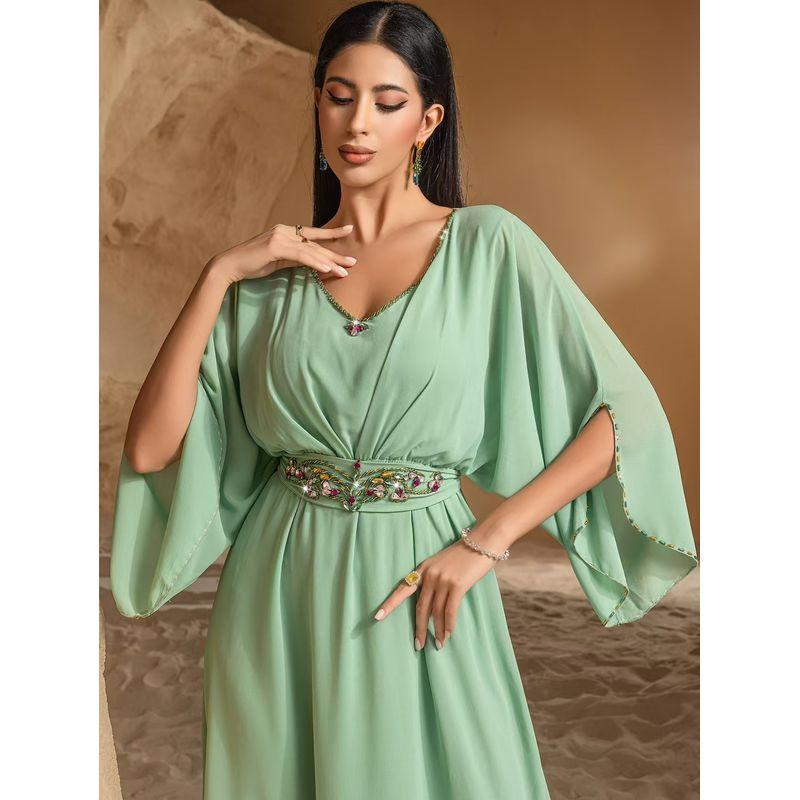 New Arrival Middle East Dubai Sexy V-neck Hand-Stitched Diamond Swing Dress Hand Sewn Diamond Dress