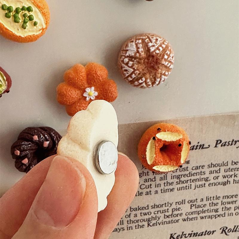 French Bread Refrigerator Magnets Kawaii Cartoon Food Fridge Magnets Cute Decorative Photo Message Magnet Magnetic Sticker