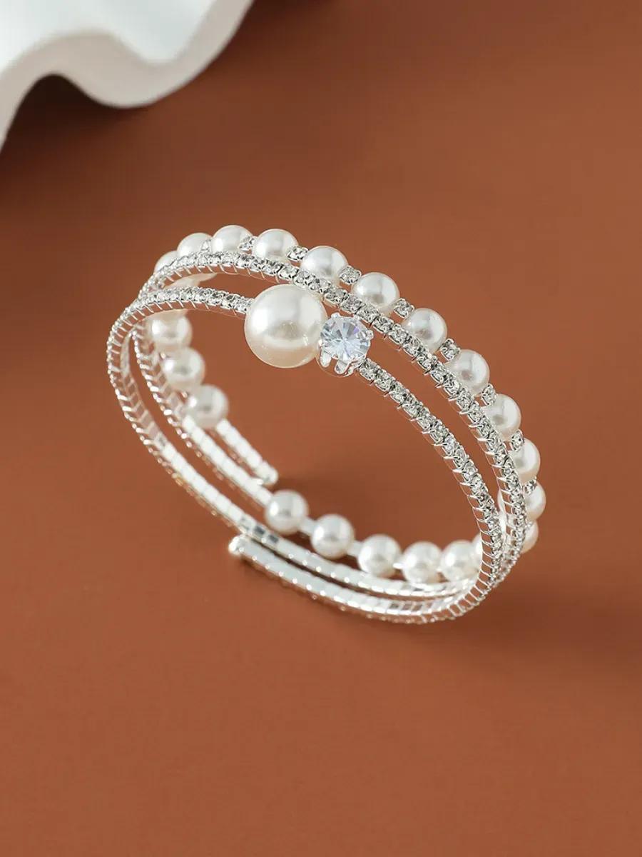 

Браслет-спираль с жемчугом и стразами, подходящий для повседневной носки A