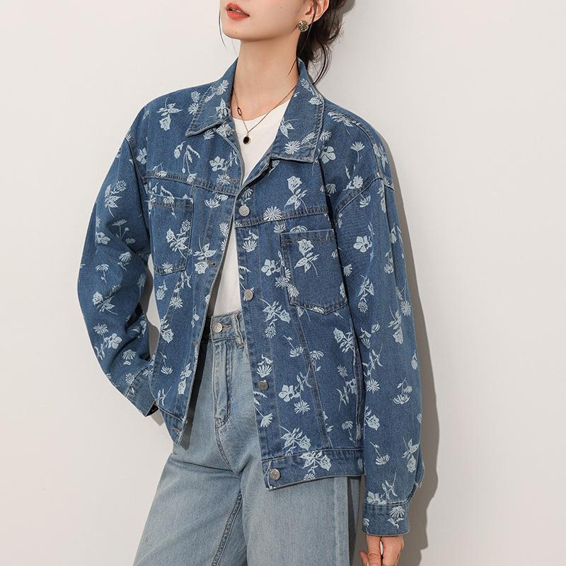 Vintage-style Short Denim Jacket with a Turn-down Collar for Women, 2026 Spring New Casual Jacket, Loose-fitting Top