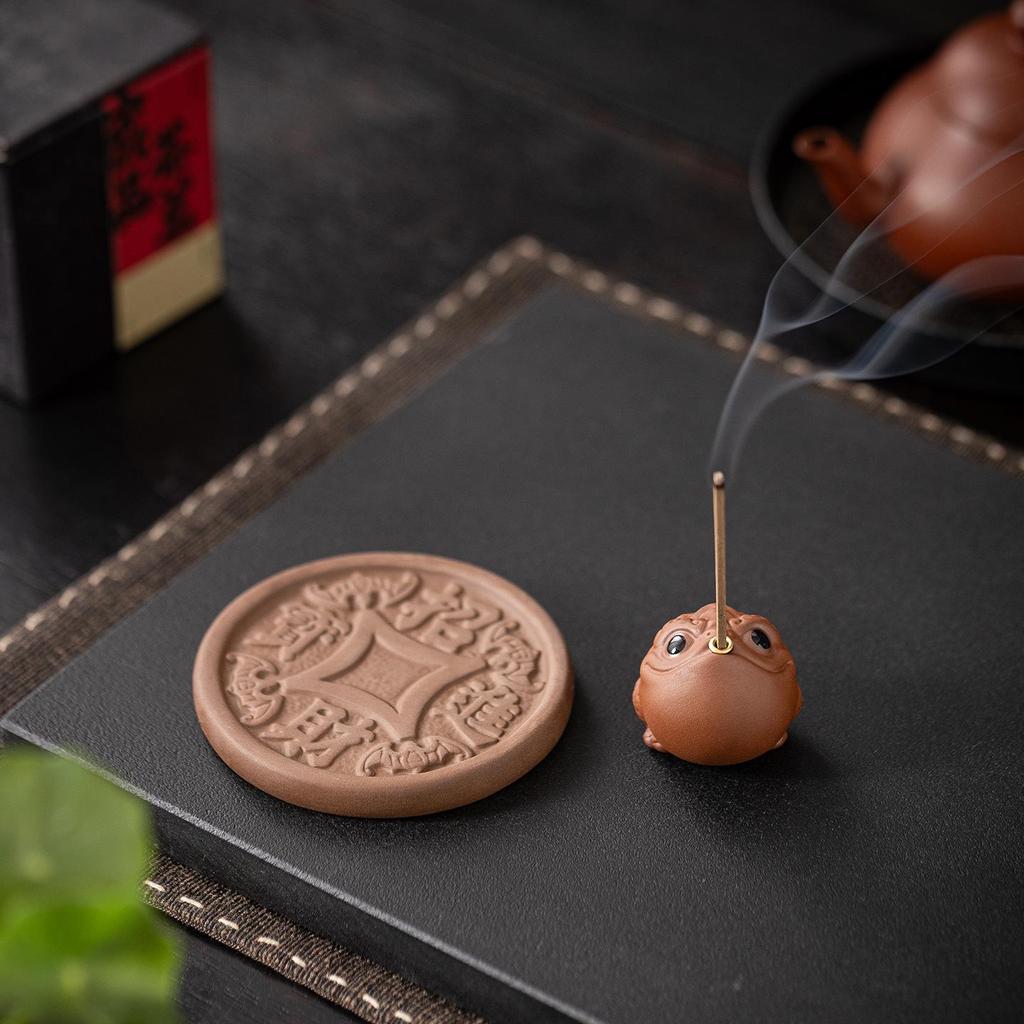 Purple Clay Golden Toad Incense Burner: Zen Desktop Aromatherapy Holder for Home