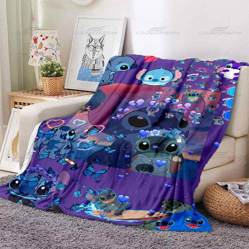 Fashion Animated Couple Blankets Cute Cartoon Pet Pattern Thin Blankets Flannel Portable Home Travel Office Blankets