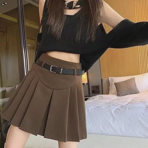 

Жіноча сіра плісирована міні-спідниця А-силуету з високою талією в стилі ретро – колекція весна 2025 L