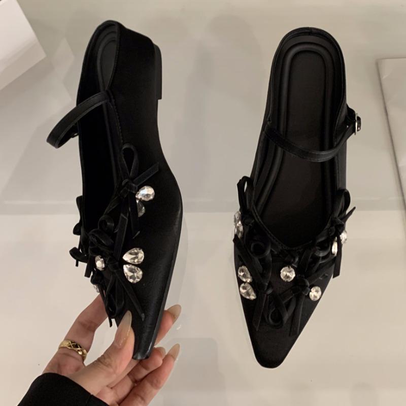 Fashion Baotou flat shoes women's fashion pointed head shallow mouth crystal butterfly knot metal buckle soft sole non-slip slippers