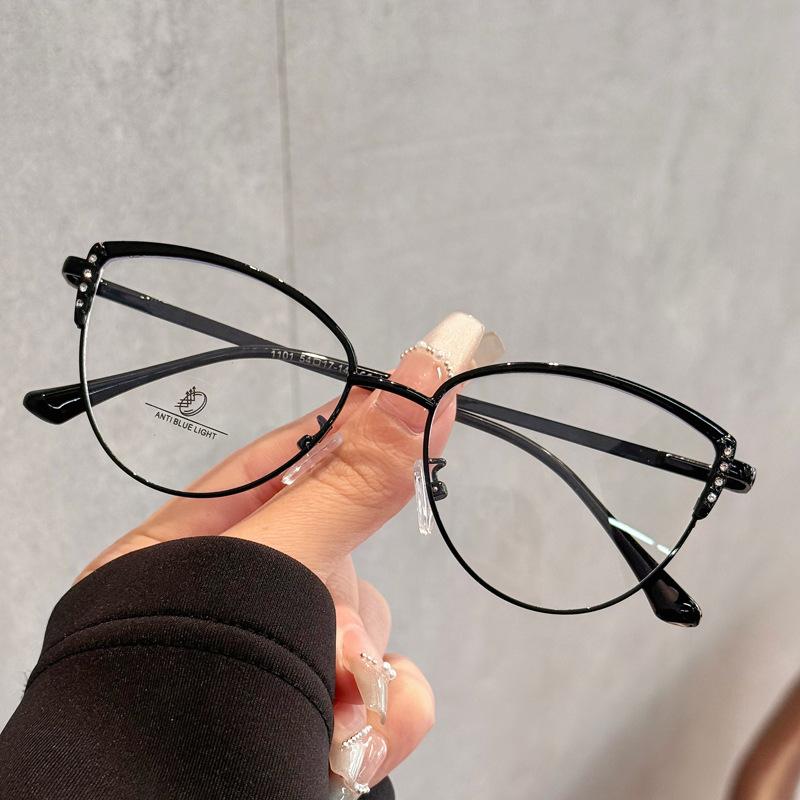 Fashion Cat Eye Glasses Frames for Women Blue Light Blocking Computer Eyewear Stylish Female Eyeglass Frames