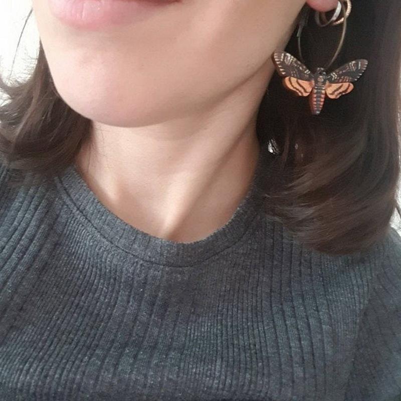 1Pair Cute Butterfly Woman Dangle Earrings Acrylic Gradient Colorful Moth Drop Earrings for Y2K Girl Birthday Gift