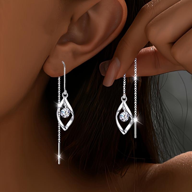 

A Pair of Classic Eternal Heart Drop Earrings, Exquisite Jewelry, Suitable for All Seasons. Perfect for Festivals, Weddings, Banquets, Parties