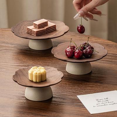 Nádobí – Talíře a tácky