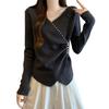 Plus-Size French-Style V-Neck Long-Sleeve T-Shirt for Women, Spring and Autumn, Slim-Fit, Waist-Cinching Knit Top for Curvy Figures