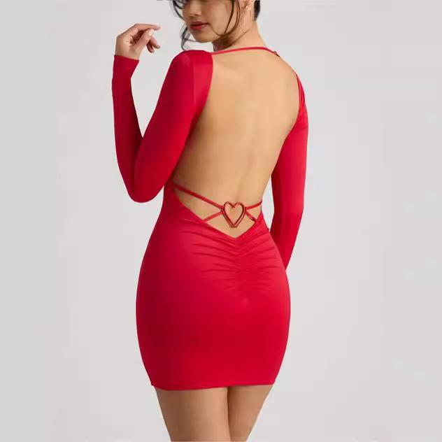 European and American sexy women's clothing new back small love big halter long sleeve mini skirt