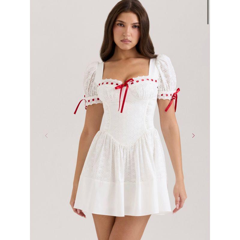 White Moonlight First Love Slim White Dress House Same Style French style Lace Embroidery Hollow out Puff sleeve Waist Hugging A Word Dress