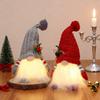 Svítící vánoční skřítek Malý svítící plyšový Santa Elf s pletenou čepicí Vycpaná švédská hračka Tomte pro zimní stolní krbovou dekoraci