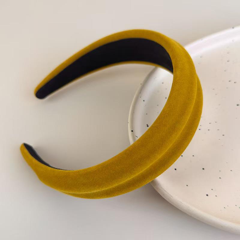 Women's Korean Velvet Headband with Concave-Convex Design for Face-Slimming and Versatile Style