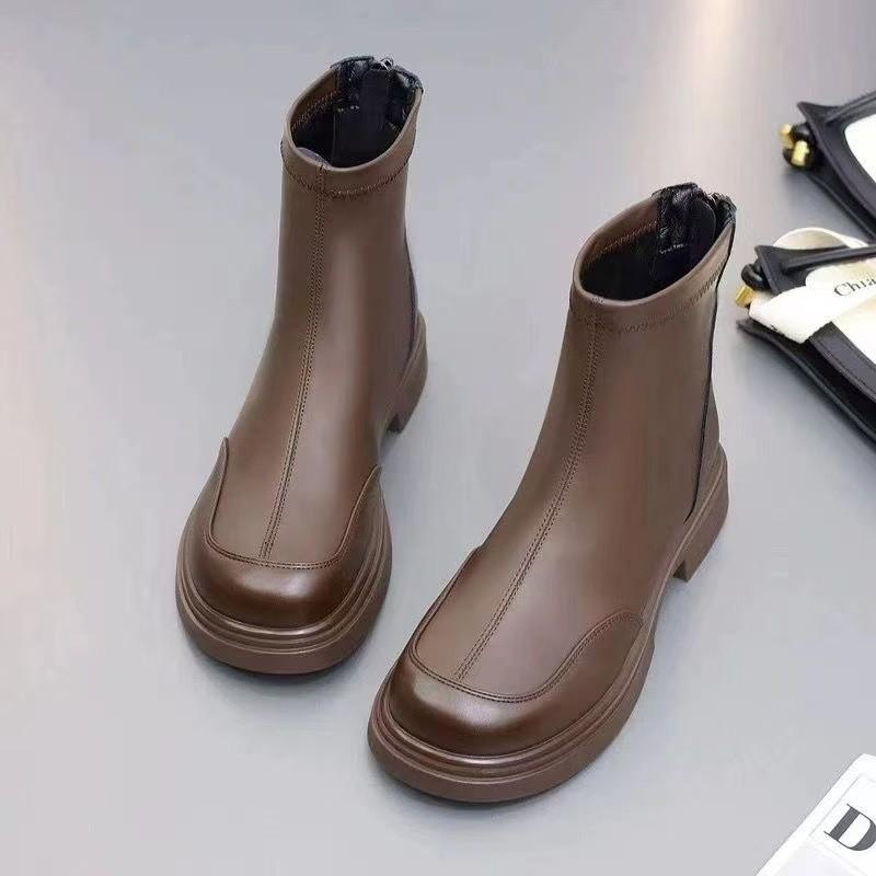 Thick soled elastic boots for women in winter  thick cotton soft leather short boots 2025 new British style retro boots