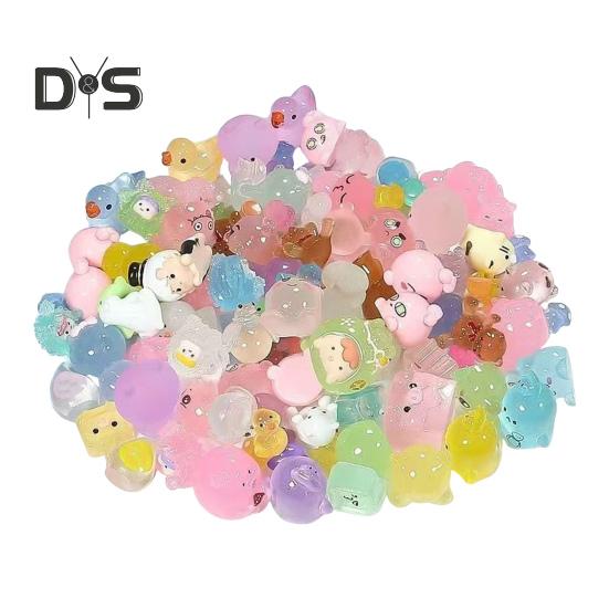 50/100 Pcs Mini Animal Figurines Glow-in-The-Dark Resin Ornaments Tiny Rabbits Dinosaurs Miniature Ornaments for Fairy Garden Micro Landscape Potted