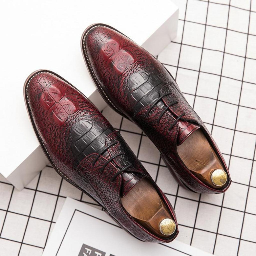 Large size leather shoes fashion trend men's shoes British style retro casual small leather shoes business dress