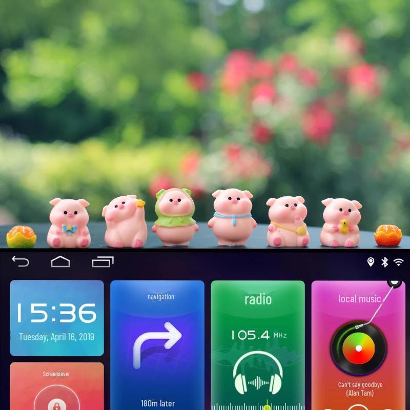 Cute Piglet Car Dashboard Ornament - Mini Interior Decoration