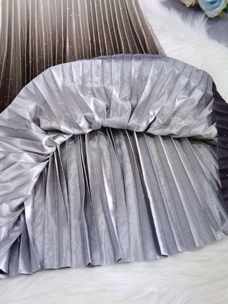 Women's Spring/Summer Elegant Pleated Skirt with Rhinestone Gradient Design