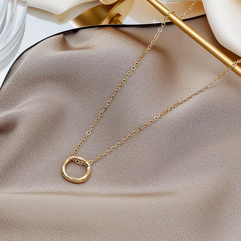 Exaggerated Personality Minimalist Women'S Irregular Round Necklace, Trendy Ring Pendant Collarbone Chain