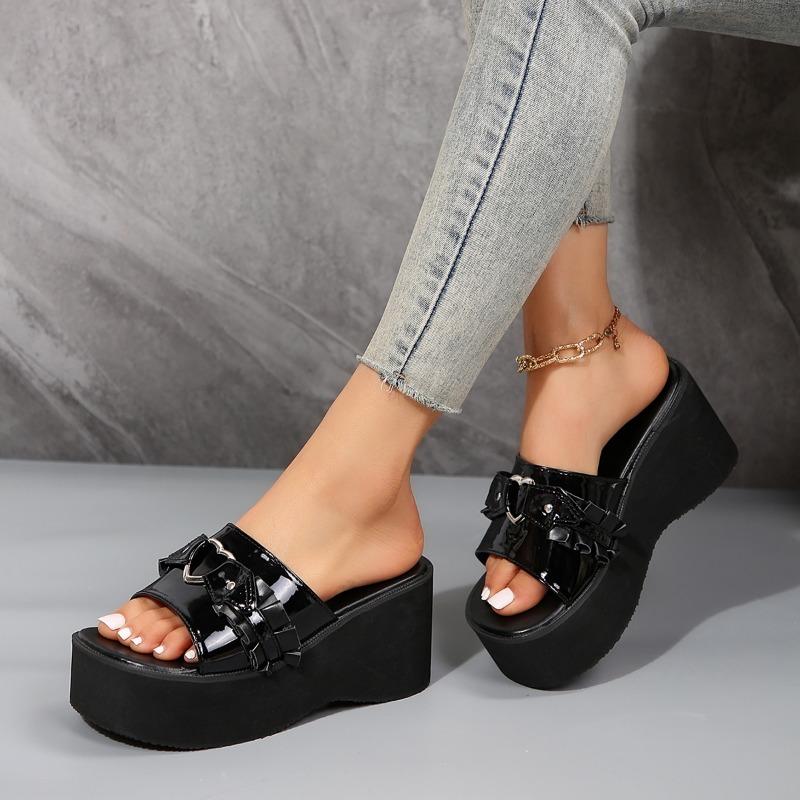 Fashion Summer New Slope Heel Sandals Women's Fashion Round Head Open Toe Metal Buckle a Slip-on Waterproof Platform High Heels