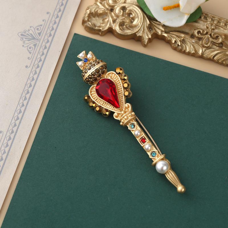Spilla Femminile Vintage in Cristallo con Corona a Croce per Accessori Moda Regalo