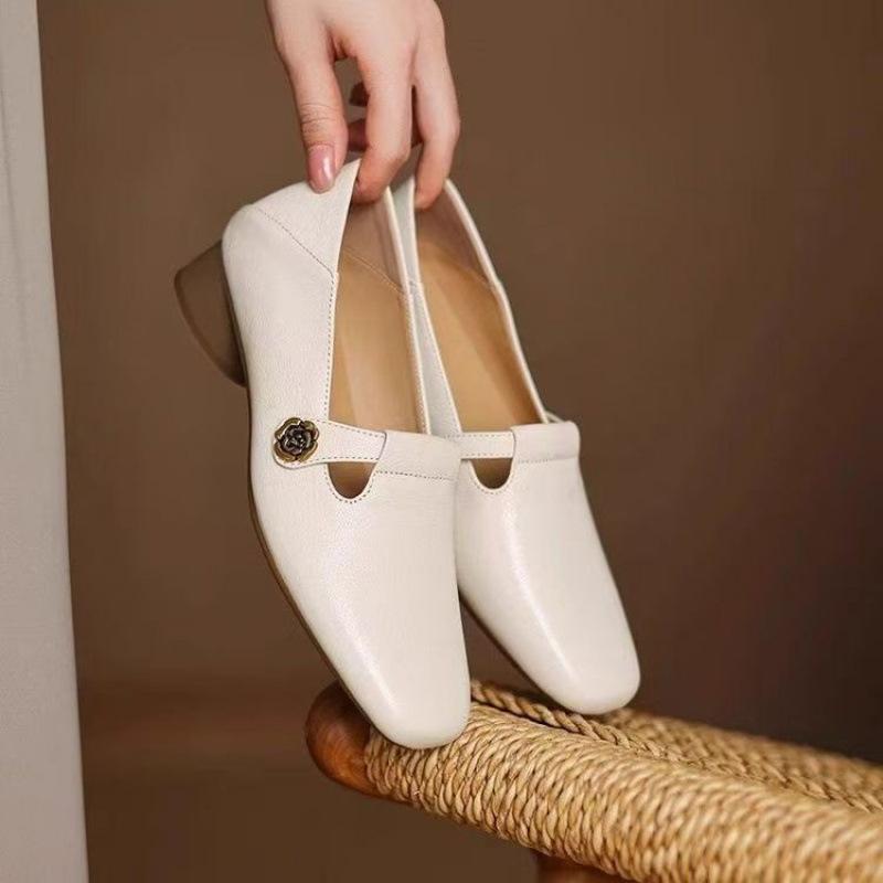 Retro Square Head Leather Shallow Mouth Single Shoes Women's Sheep R Leather Low Heel Women's Shoes 2025 New Spring and Summer British Small Leather
