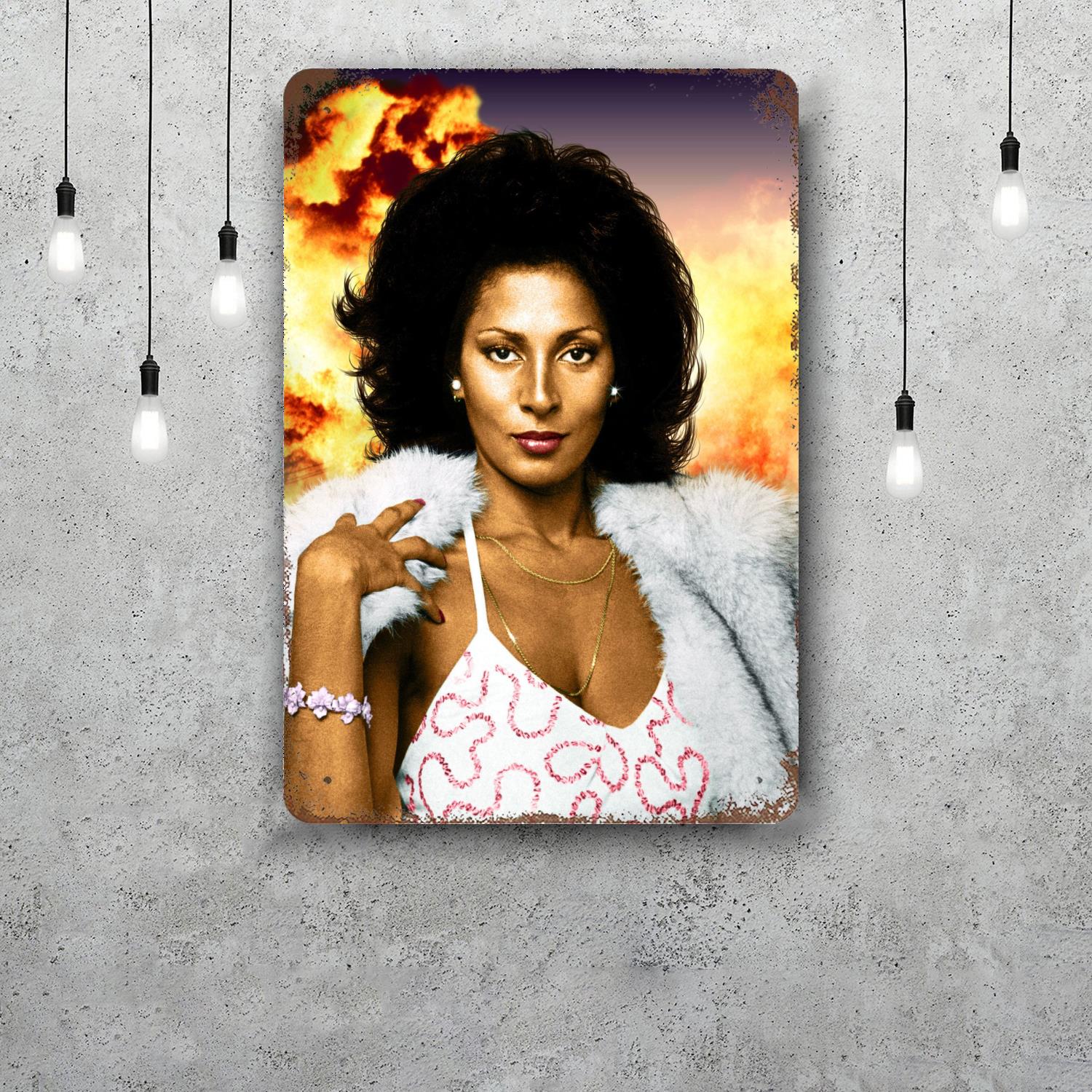 

pam grier Decor Poster Vintage Tin Sign Metal Sign Decorative Plaque for Pub Bar Man Cave Club Wall Decoration 20x30cm（7.8x11.8inch）