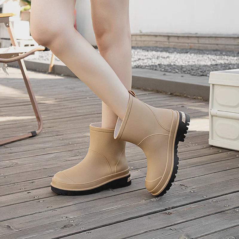 Cizme de ploaie de damă japoneze și coreene transfrontaliere: Impermeabil, Antiderapant, Rezistent la uzură, Talpă moale, Confortabil pentru utilizare în exterior și în interior.