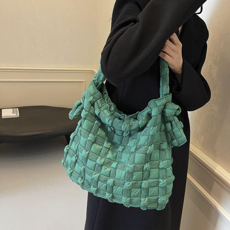 סתיו וחורף קיבולת גדולה מקופלת תיק ענן משובץ קל משקל למטה תיק כתף ליידי מסנג'ר קל משקל נסיעות Crossbody תיקים