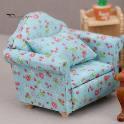 1/6 1/12 Puppenhausmöbel Couchmodell mit Kissen Sofa Figur Royal Style Gute Details Mikroskala Szene Foto Requisite Puppenhaus Miniatur