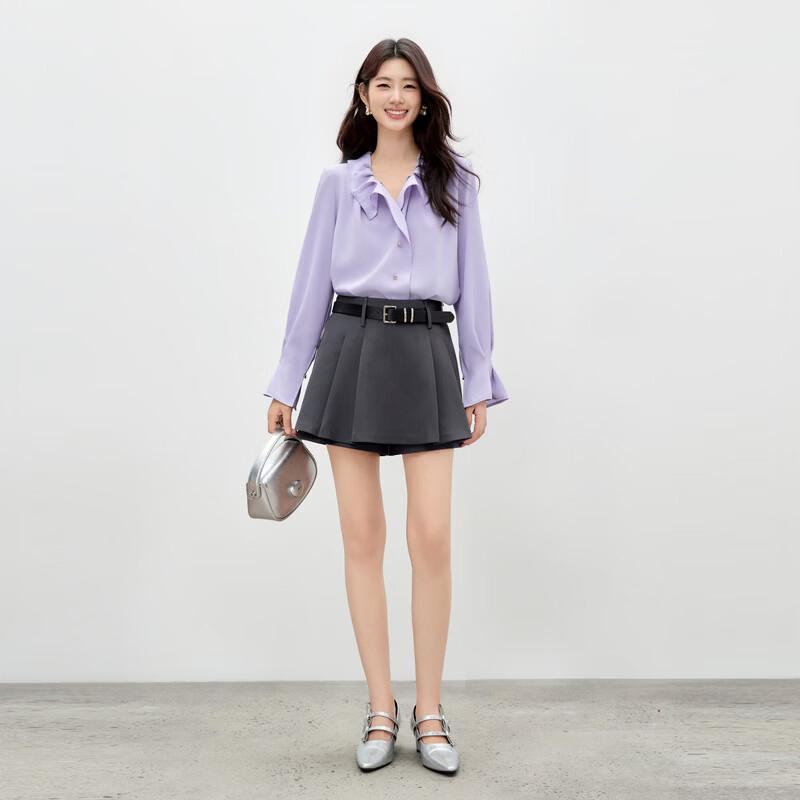 Elegant Ruffled V-neck Top