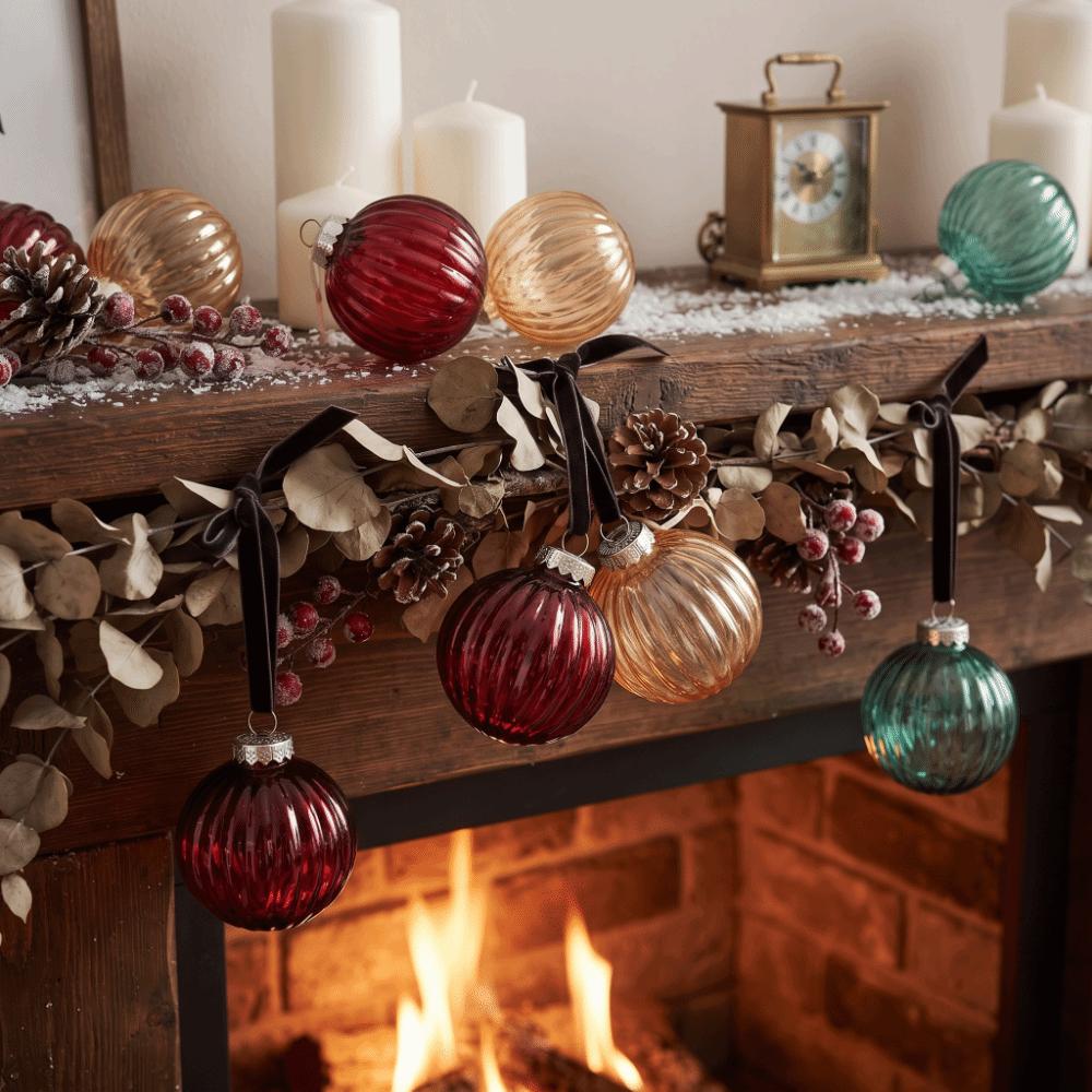 4Pcs Pack Christmas Ball Set PET Material Colorful Hanging Bauble Ball Pendant Holiday Parties