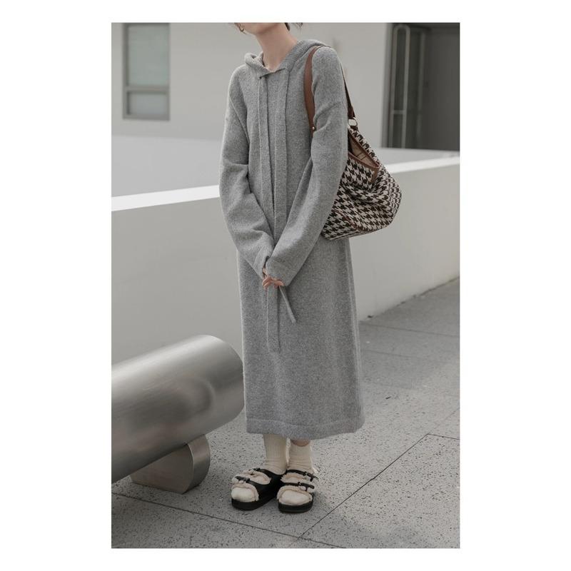 

Платье с бантом женское осенне-зимнее с пальто большого размера средней длины внутри с подкладкой с капюшоном свободный вязаный свитер юбка one size fits all