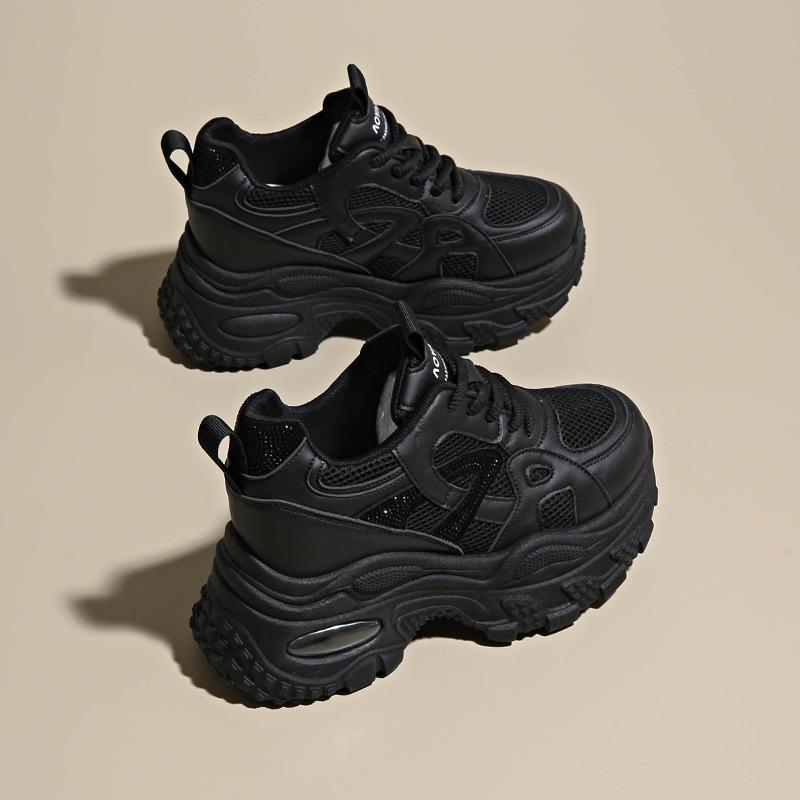 

инс корейская версия новых папиных кроссовок девушка 2025 весна и осень студенческие беговые спортивные толстая подошва увеличение роста повседневная уличная съемка 40 чёрный