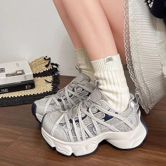 Korean thick-soled heightened lightweight super-fire dad sports shoes children's breathable 2025 spring new popular casual shoes