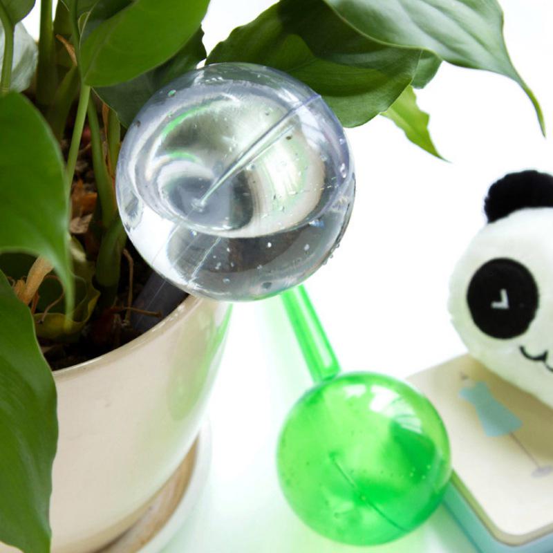 Automatic Plant Watering Bulbs Self-Watering Globes Plastic Ball House Garden Water Can Houseplant Device Drip Irrigation System