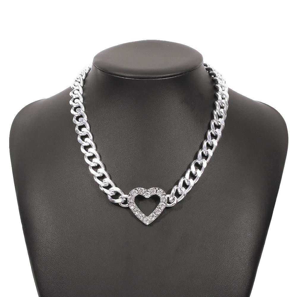 Женская Уличная Мода Металлическая Цепочка Ожерелье Стразы Полое Сердце Ключица Ожерелье Хип-Хоп Простая Личность Чокер Украшения белый